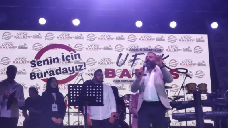 Ufuk Balkis, Ağrılıları Konser İle Buluşturdu