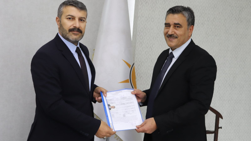 Latif Birgül, Belediye Başkanlığı için müracaatını yaptı