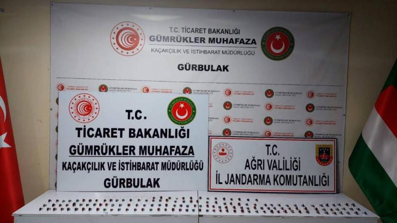 Gürbulak Sınır Kapısında 145 adet kaçak gümüş yüzük ele geçirildi