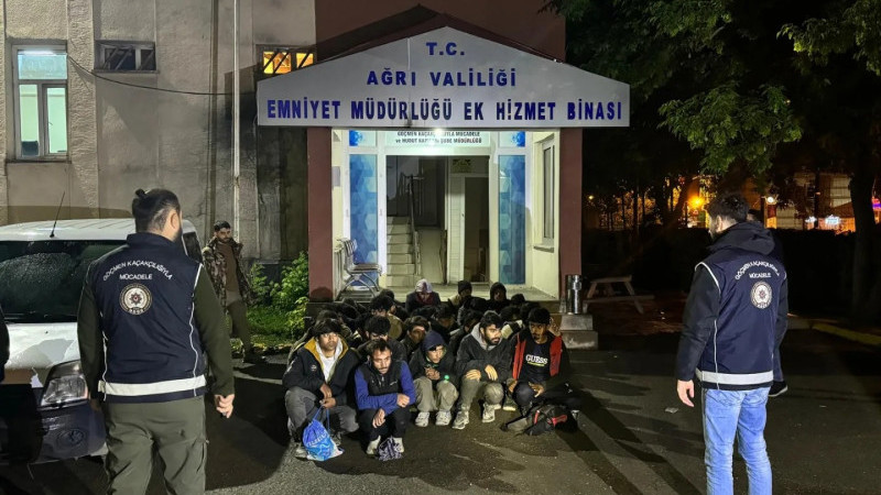 Ağrı'da göçmene geçit yok