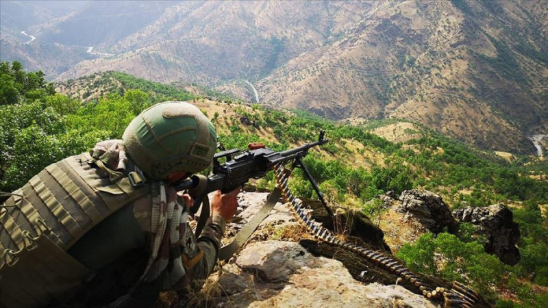 Kırmızı kategoride aranan PKK elemanı öldürüldü