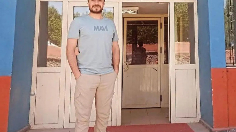 Patnos'ta Acı Kayıp: Öğretmen Ertuğrul Tüken, Trafik Kazasından Günler Sonra Hayatını Kaybetti