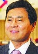 Hee Soo Lee
