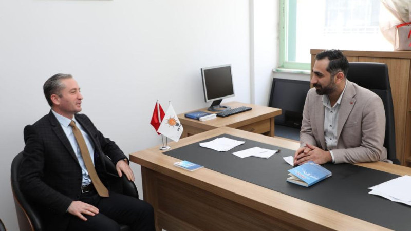 Ağrı Milli Eğitim Müdürü Kökrek'ten, AK Parti Merkez İlçe  Başkanlığına