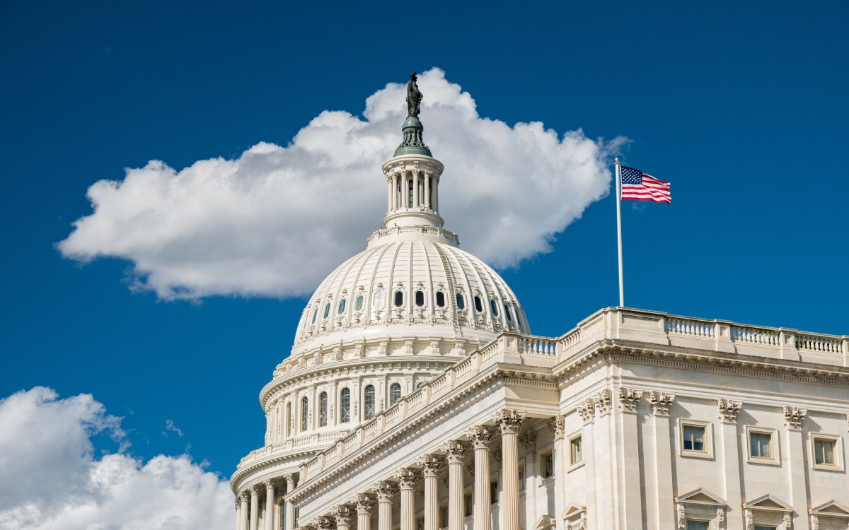 Kripto yasası Clarity Act’te yine ve yeni gecikme: Senatör açıkladı